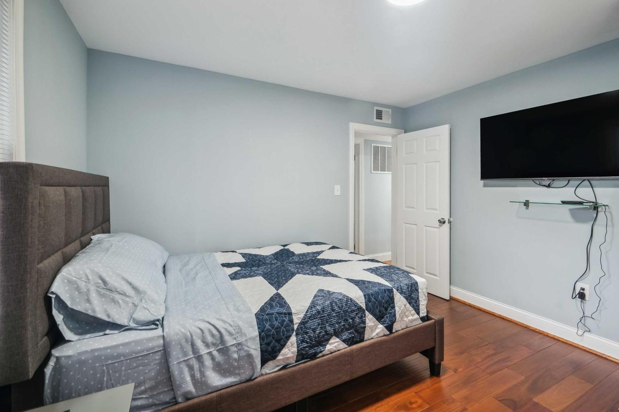 Pet-Friendly Mount Rainier Home With Gas Grill! Екстериор снимка